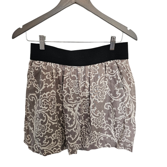 Ann Taylor Dresses & Skirts - Ann Taylor loft linen mini skirt Bubble taupe white elastic size 6